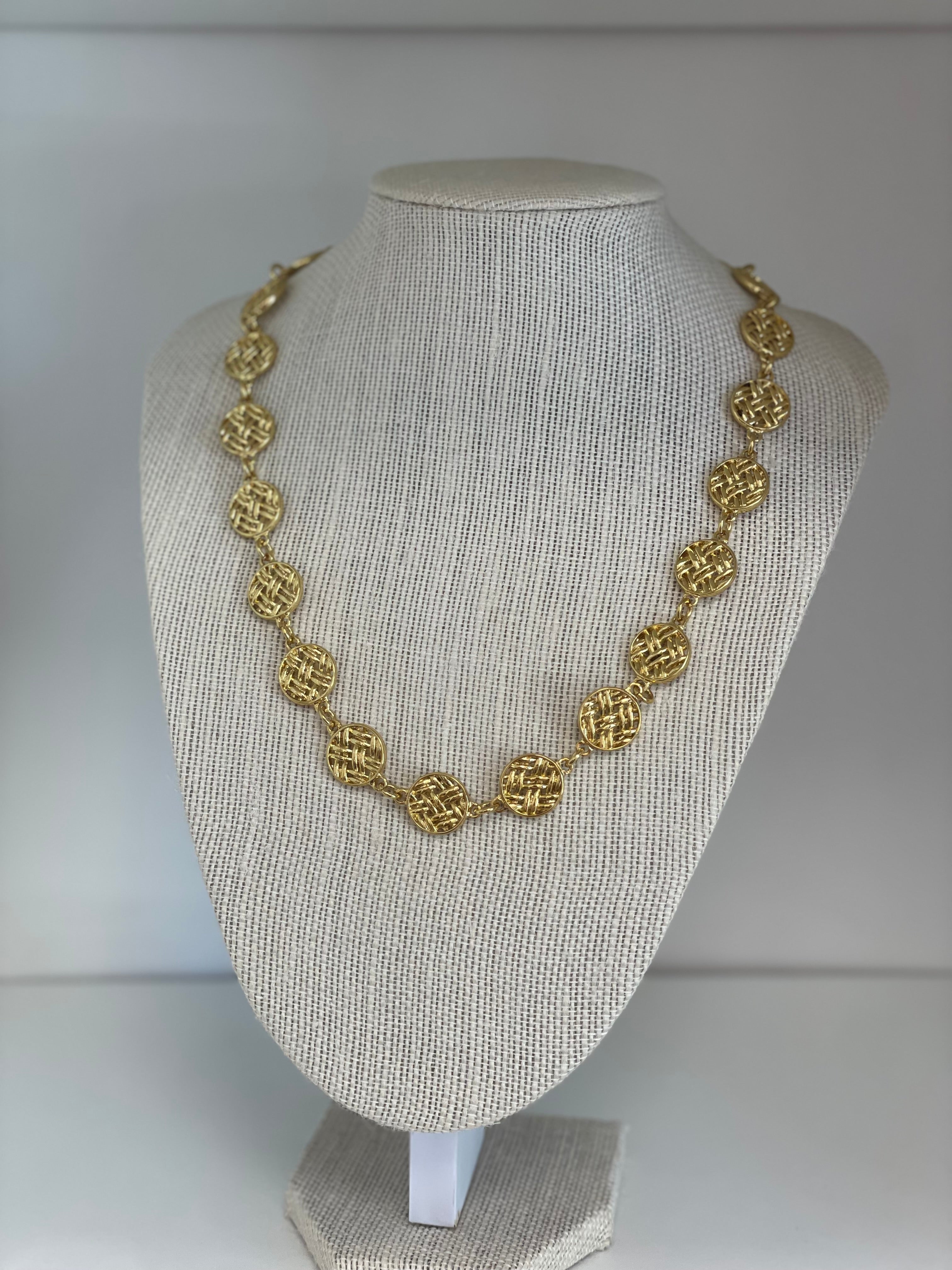 Kariños Boutique